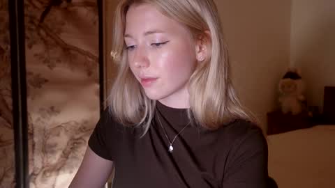 Alexa..  Inst     Fansly infinitysoul  online show from November 14, 4:40 pm