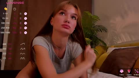 Vicki FANSLY ---   online show from September 18, 11:03 pm