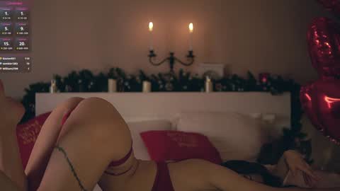 Im Senise Welcome to my room My instagram  online show from December 31, 6:59 am