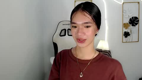 Reign online show from February 23, 5:01 pm