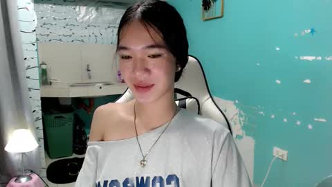 Reign online show from March 6, 9:54 pm