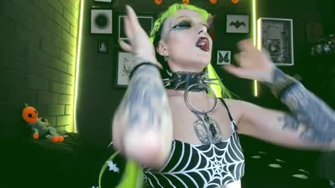   SANIA  online show from December 4, 5:11 pm