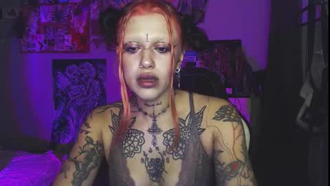 Insunnity666 online show from October 1, 8:36 pm