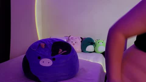 Faye online show from December 15, 3:20 pm