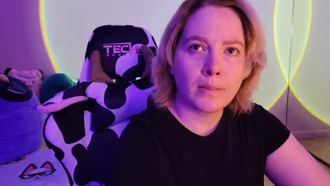 Faye online show from February 24, 6:25 am