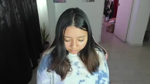 Iris 3 online show from December 20, 1:22 pm