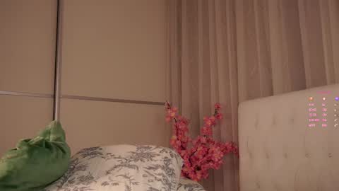 Ellie online show from September 11, 3:29 am