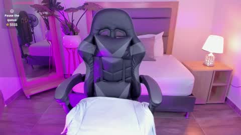 Irantzu online show from January 20, 12:39 pm