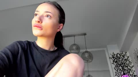 Ir s room online show from March 10, 5:33 am