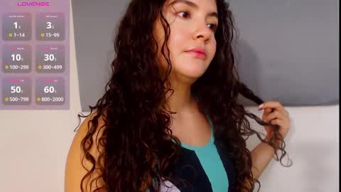 Instagram iris caprice online show from December 13, 2:32 am