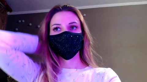 Lily online show from April 15, 5:46 pm