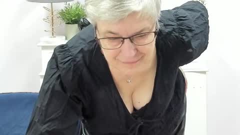 I R I S online show from March 2, 7:15 am