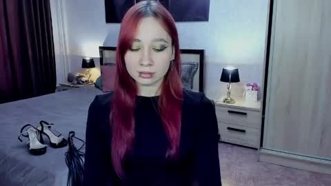 IrisDew online show from June 4, 11:36 am