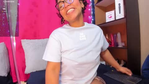 iris online show from February 5, 12:17 pm