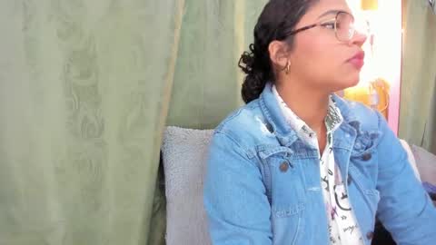 iris online show from March 7, 12:01 pm