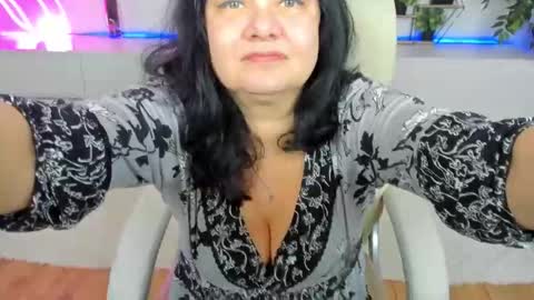 Iris online show from February 16, 6:35 am