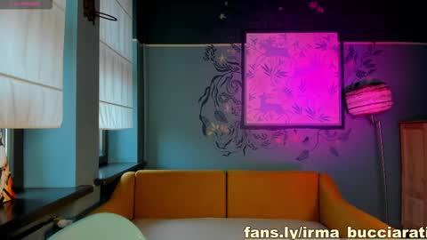 irma_bucciarati online show from October 23, 8:20 am