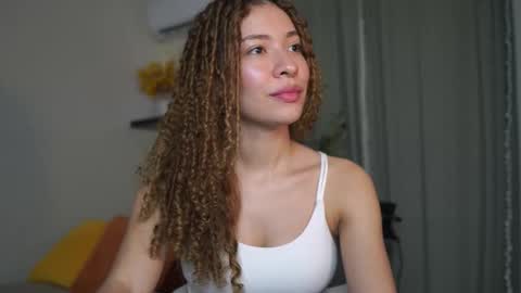 isa_____ online show from November 12, 12:30 am