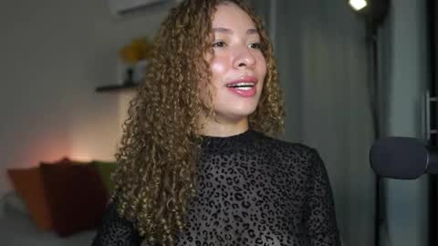 isa_____ online show from September 14, 10:57 am