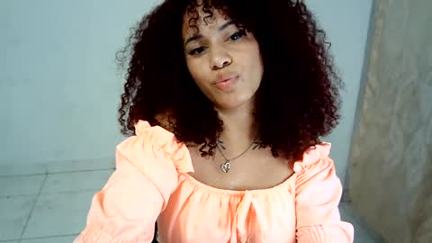 isa_bellaxx23 online show from July 12, 2:12 am