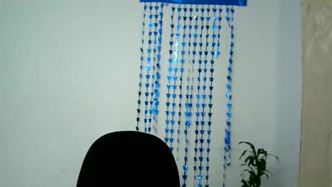 isa_bellaxx23 online show from November 30, 2:05 am