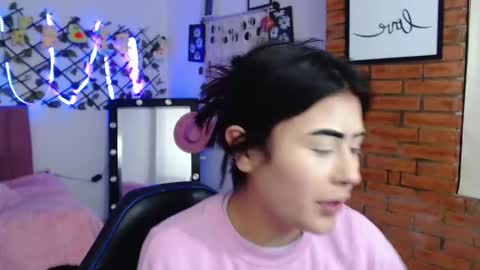 isabela online show from September 19, 3:38 am