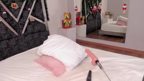 oIssaJonneso online show from November 22, 4:20 pm