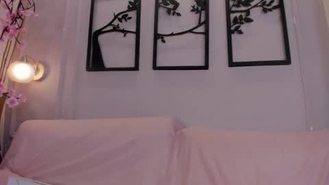 Isabella online show from October 1, 1:16 pm