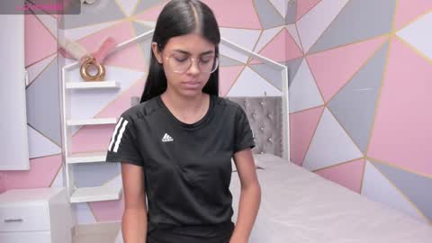    online show from February 4, 6:38 pm