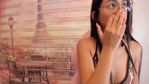    online show from October 7, 10:19 am