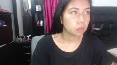 Isa online show from December 31, 2:40 am