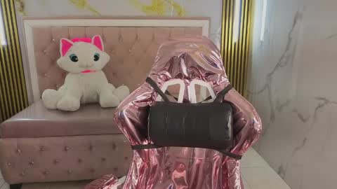 isabeau_s online show from June 2, 1:12 pm