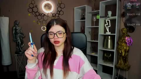 isabel online show from April 14, 11:38 pm