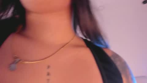 Isabela online show from March 5, 12:11 pm