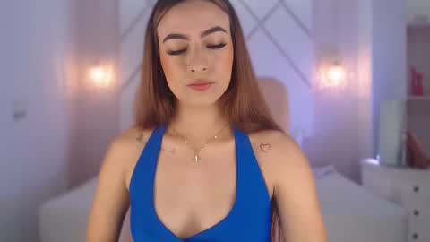 Isa  online show from October 7, 3:49 pm