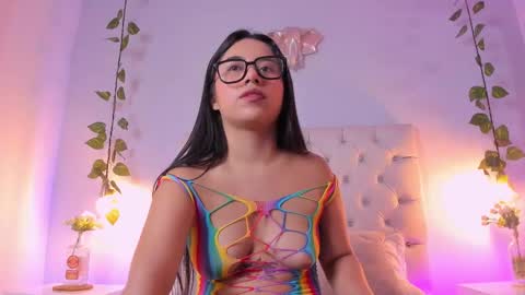   online show from February 11, 7:27 pm