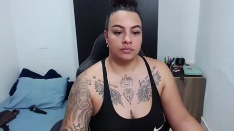  estefania online show from January 22, 11:01 am