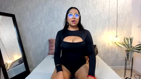 isabella zc online show from February 20, 11:53 am