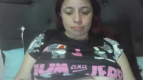 isabellaa_hills_ online show from April 7, 3:47 pm