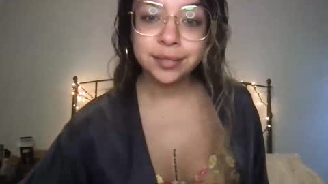 isabellaelizabeth online show from December 20, 5:50 pm