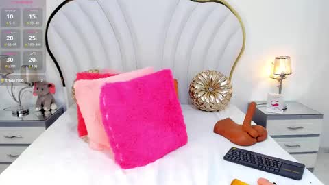 Isabella  online show from February 26, 4:16 pm