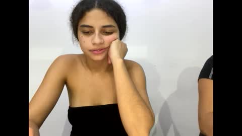 Isabella.. back again  online show from January 29, 3:44 am