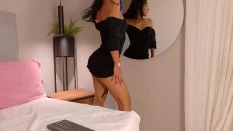 Isa online show from November 22, 11:57 am