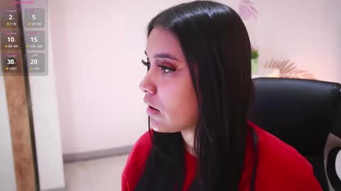   online show from December 4, 1:02 pm