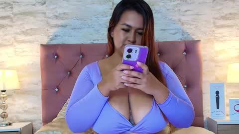 IsabellMendez online show from February 22, 11:10 pm