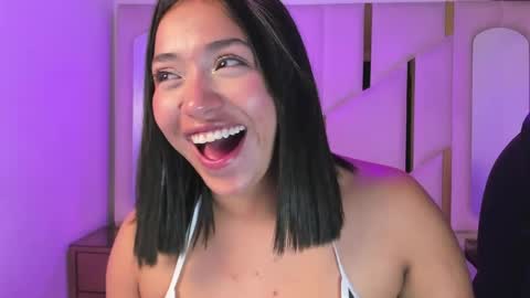 isabellrodriguez18 online show from April 5, 4:22 am