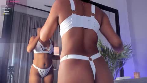 Isabellsmmith online show from February 19, 4:23 am