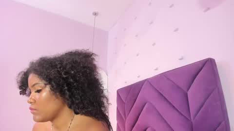 Isabellsmmith online show from September 29, 1:22 am