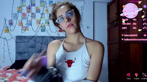 Isabela  online show from February 18, 4:44 am