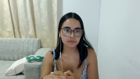 Emma online show from June 5, 3:10 am